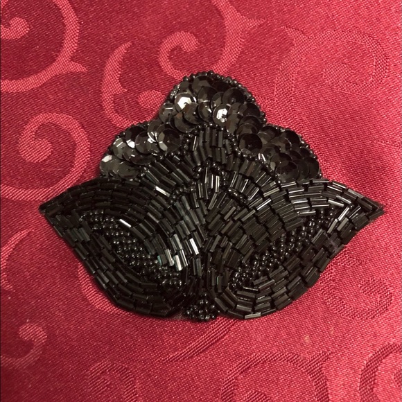 8 Sequin Appliqués - Picture 4 of 7